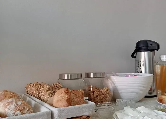 Πανσιόν Mourisca 1810 3*